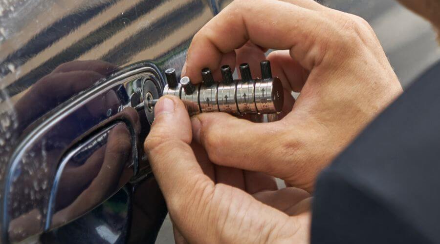 Professional New roof installation in Bolton, CT